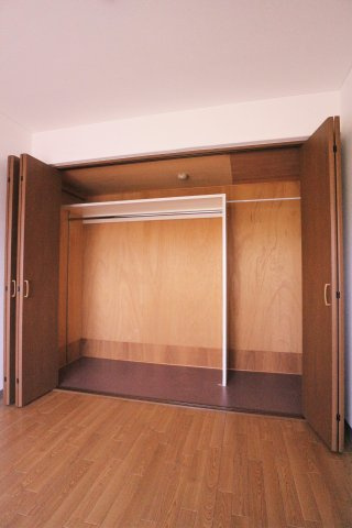 プラザ学園南の収納