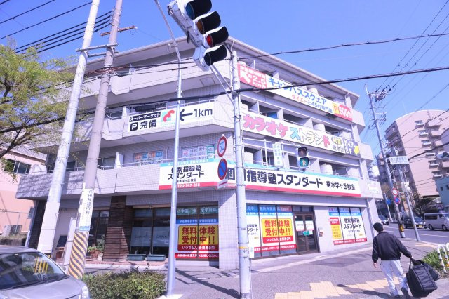 プラザ学園南の外観