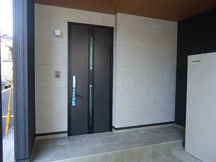 広島市中区江波栄町の玄関