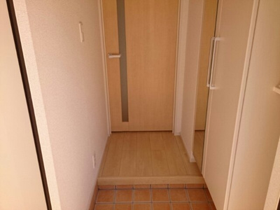 【玄関】 | プロスペリタⅡ | 収納もある玄関です