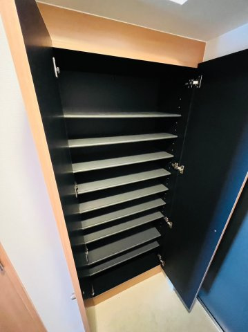 仲介手数料０円！！Pura Vida花の木の収納