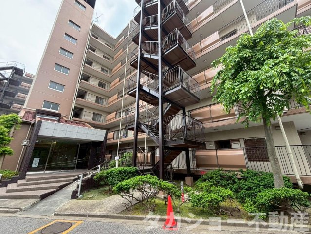 【居間・リビング】 | ハイマート千葉 | この広く明るいリビングが生まれ変わります!!