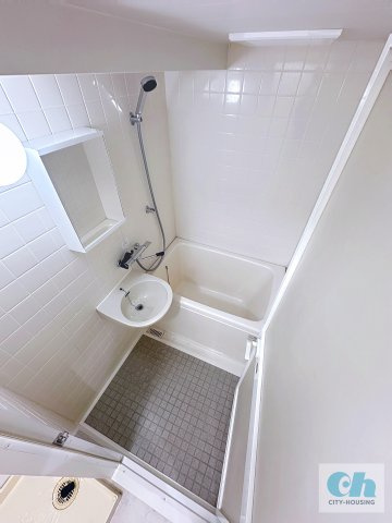 スカイライフハイツ 302号室の浴室