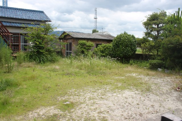 松山市府中土地の外観|広々敷地です