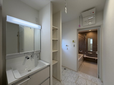 【浴室】
