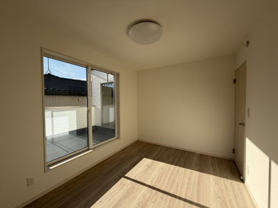 【バルコニー】