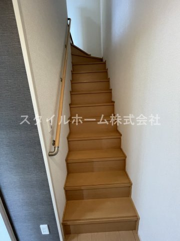 メゾハイネスの玄関|ゆったりとした玄関です