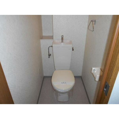 【トイレ】 | ロイヤルヴェール山下 | ゆったりとした空間のトイレです