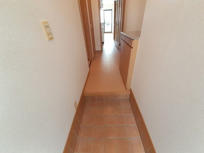 【玄関】 | メゾン・リベルタ