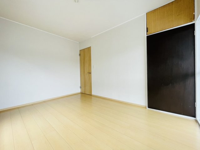 【洋室】 | 藤岡市藤岡　中古住宅