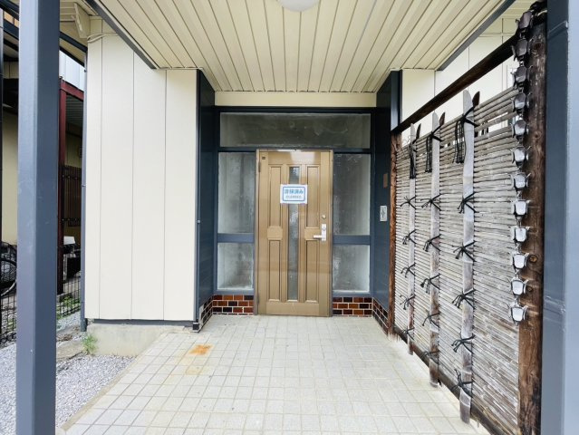 【エントランス】 | 藤岡市藤岡　中古住宅
