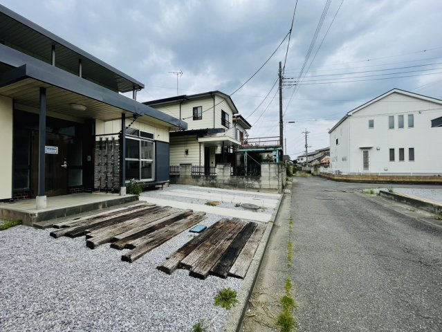 【前面道路含む現地写真】 | 藤岡市藤岡　中古住宅