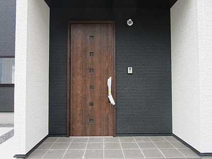 広島市安佐南区長楽寺１丁目No.３の玄関