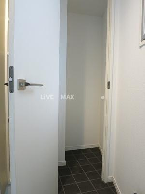 【玄関】ウィルテラス千歳烏山