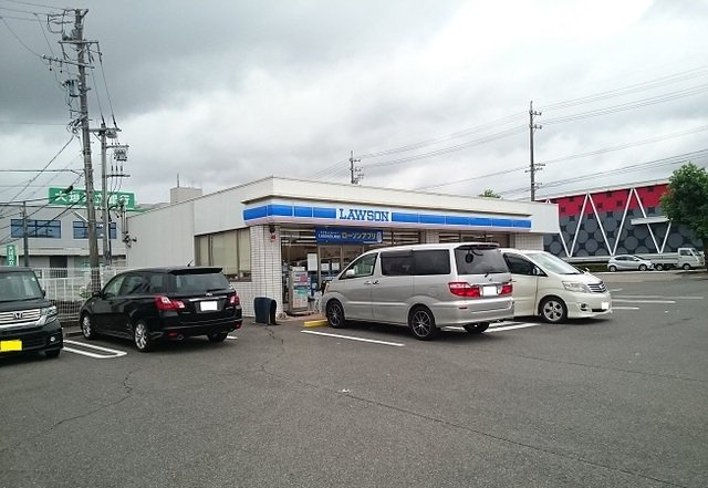 ウィステリア　Ｃ．Ｄ．Ｓの周辺|ローソン東海富木島店まで130m