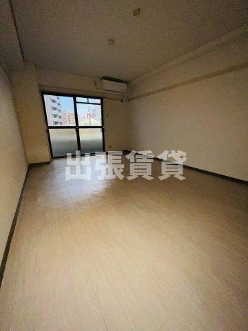 仲介手数料0円！たつみビルの居間・リビング