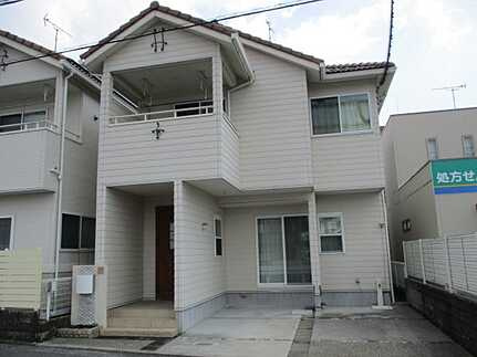 佐伯区五日市中央３丁目の外観
