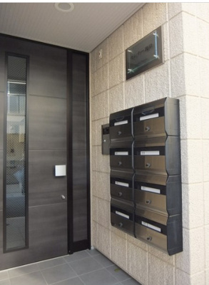 【エントランス】 | セレナ―根岸