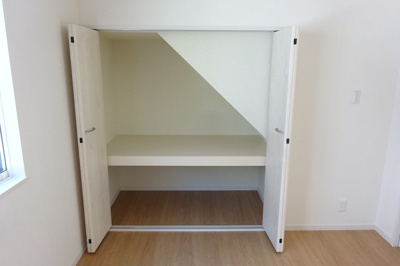 【収納】 | 草田貸家 | 1階洋室収納