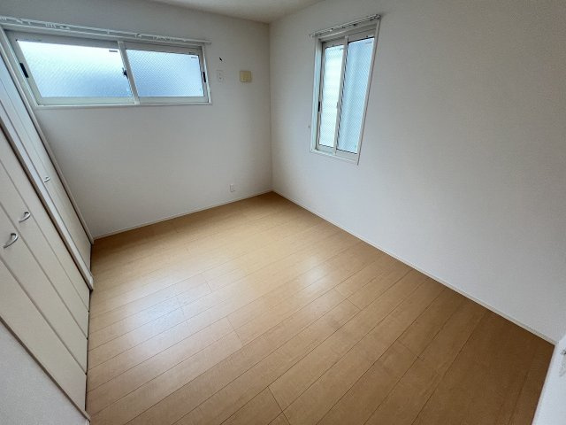 アークファイブの洋室