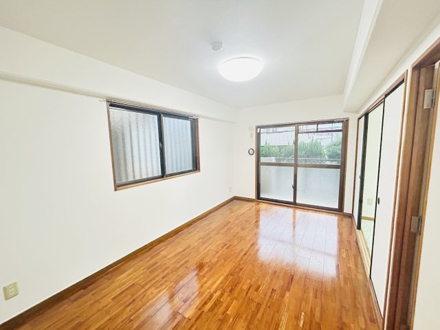 〇ネクスコート旭の洋室