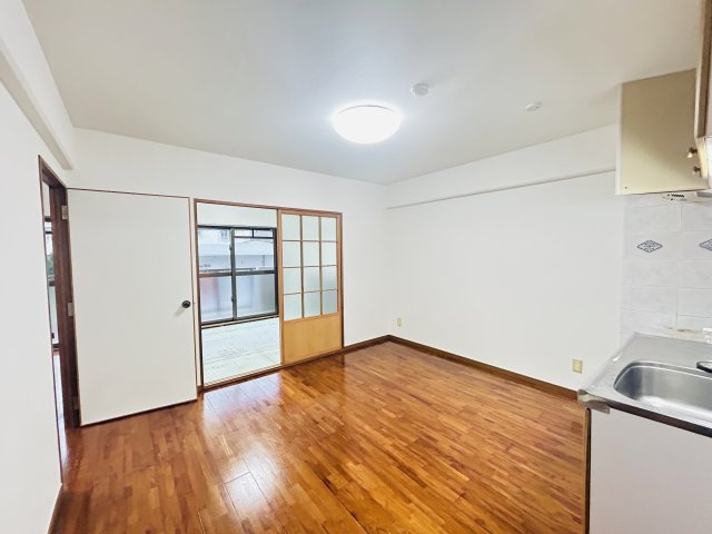 〇ネクスコート旭の居間・リビング