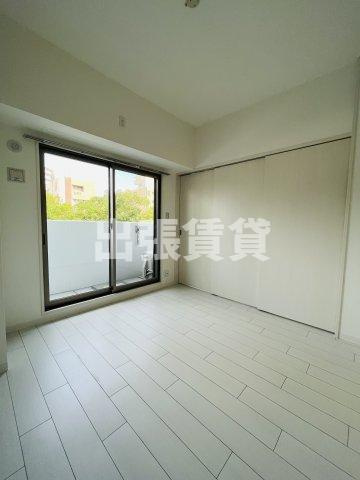 仲介手数料0円！THE RESIDENCE SHINSAKAEの居間・リビング