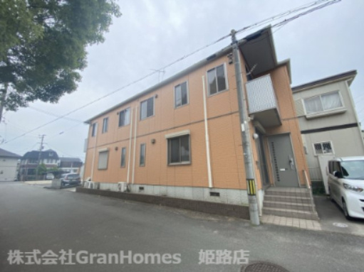 シャーメゾン西浜の外観