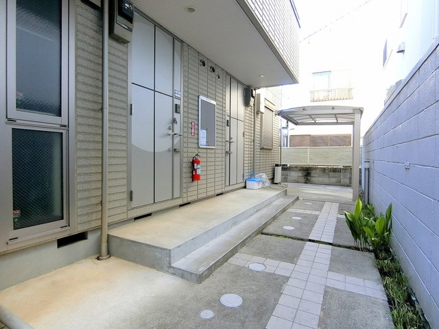 メゾンASのエントランス