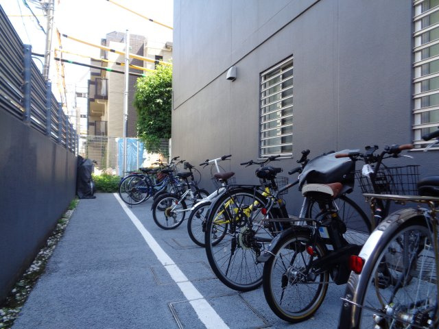 レジディア北新宿の画像