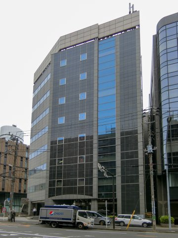 シンデン本社ビルの外観