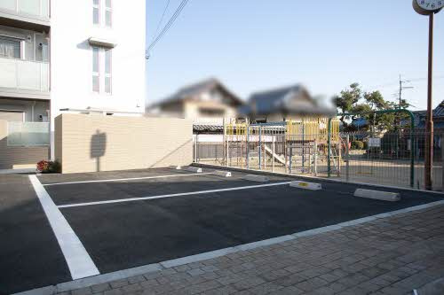 Ｅｃｒａｃｉｅ総持寺の駐車場