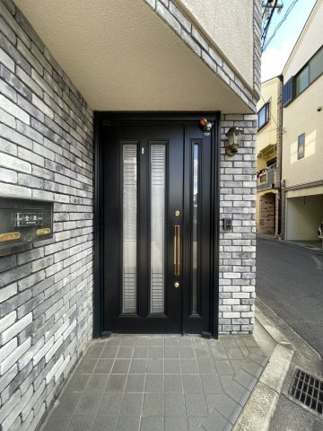 堀溝３丁目　中古一戸建ての玄関|■物件内覧・資金計画相談・住宅ローン相談、リフォーム相談、お問合せ受付中■
※当日・翌日のご内覧、ご相談はお電話でのお問合せがスムーズです！