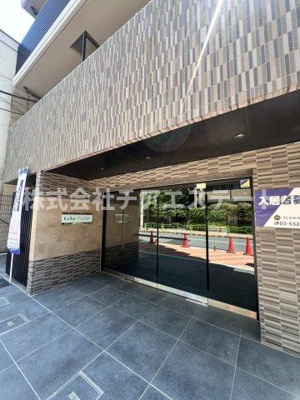 【エントランス】 | アイルプレミアム月島 | 落ち着いたエントランスです