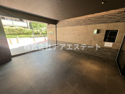 【ロビー】 | アイルプレミアム月島 | 清潔なロビーです