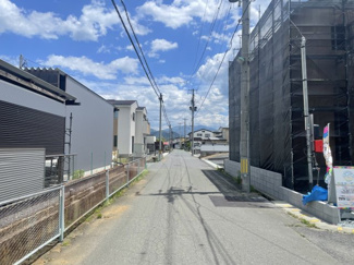 【前面道路含む現地写真】 | 近隣は閑静な住宅地です♪