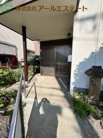 姫路市広畑区才　　　JR「はりま勝原駅」徒歩14分の玄関