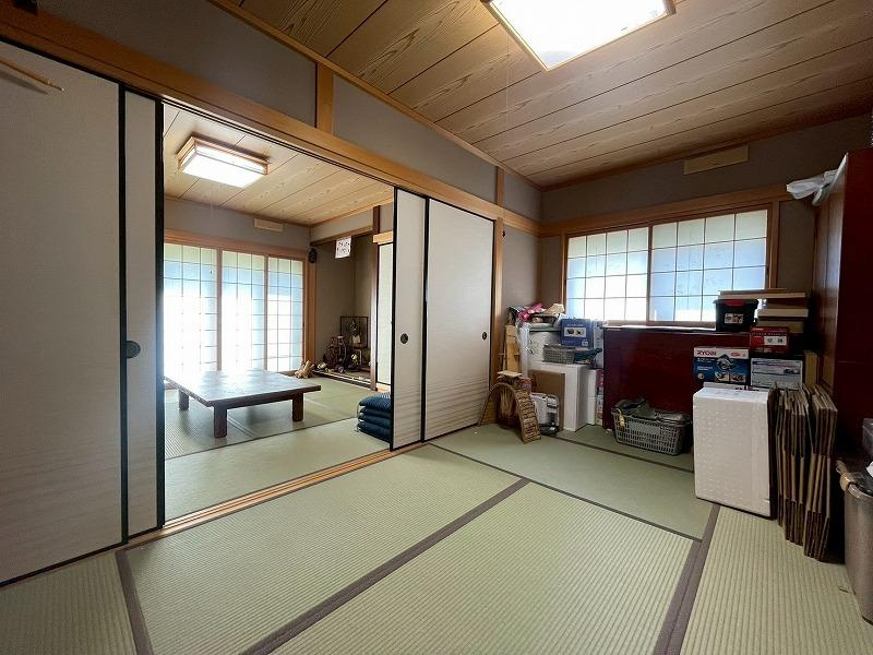 国松町　中古一戸建ての内装|和室7.5帖
■物件内覧・資金計画相談・住宅ローン相談、リフォーム相談、お問合せ受付中■
※当日・翌日のご内覧、ご相談はお電話でのお問合せがスムーズです！