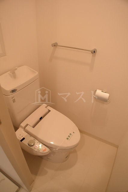 ルクレ堺筋本町レジデンスのトイレ