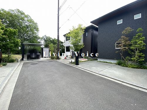【仲介手数料０円】秦野市南矢名　中古一戸建ての前面道路含む現地写真|【仲介手数料０円】秦野市南矢名　中古一戸建て