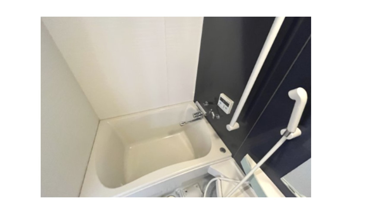 神戸市北区谷上西町　一棟アパート　満室稼働中の浴室