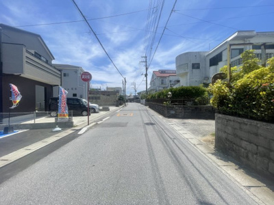【前面道路含む現地写真】 | 読谷村比謝　第3（全3棟）3号棟 | ※西側公道6.1m♪