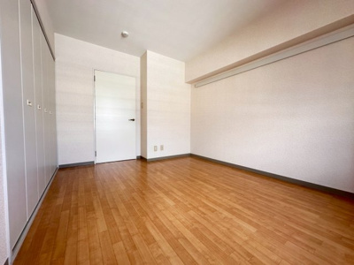 【洋室】 | アンソレイユ中穂積