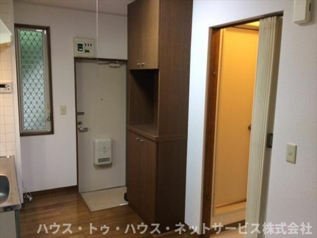 ビーブタウン高田の玄関