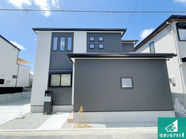 八尾市山本町北　第6期　新築一戸建ての外観|安心の10年保証！外観を美しく保ち、雨水で汚れを落とします！気になることがありましたら、お気軽にお問い合わせください！