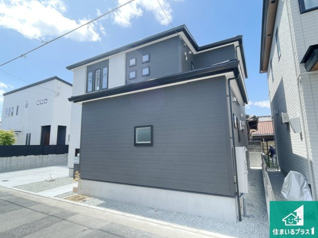 八尾市山本町北　第6期　新築一戸建ての外観|お客様に長く安心して住んでいだだける事にこだわった家づくり！住んでからのアフターサービスにもしっかりと取り組んでいます！