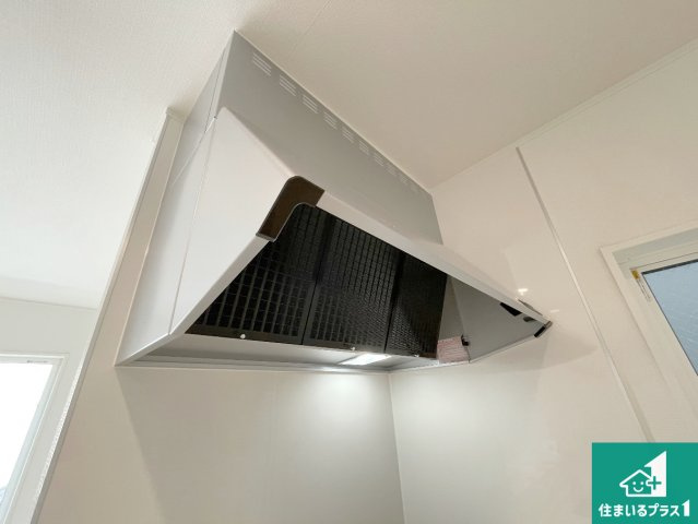 枚方市長尾家具町　第11期　新築一戸建ての設備|汚れにくいスロットフィルタでお手入れラクラク！ＬＥＤ照明付き！