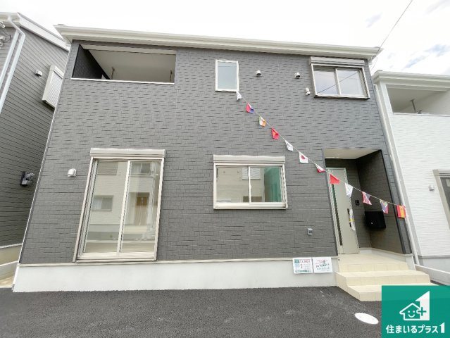 枚方市長尾家具町　第11期　新築一戸建ての外観|お客様に長く安心して住んでいだだける事にこだわった家づくり！住んでからのアフターサービスにもしっかりと取り組んでいます！