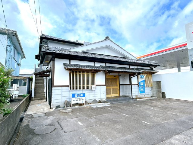 都城市花繰町の中古一戸建の外観