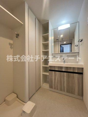 【独立洗面台】 | アイルプレミアム月島ドゥーエ | 独立洗面台です